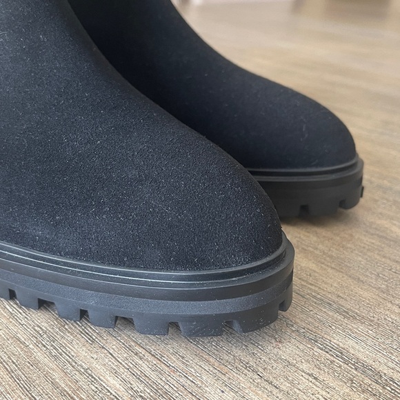 NEW QUINCE CHELSEA SUEDE PULL ON BOOTS WOMENS BLACK 1.5 INCH HEEL - Picture 12 of 15